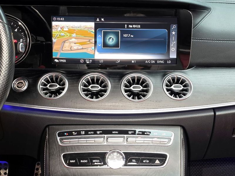 2018 Mercedes-Benz E-Class E220d Cabriolet photo 14