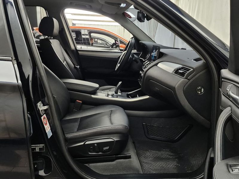 2017 BMW X3 xDrive 20d M Aerodynamic photo 11