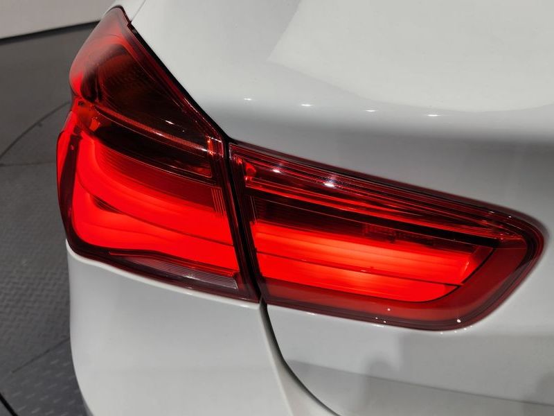 2017 BMW 1시리즈 118d Sport 5Door photo 23