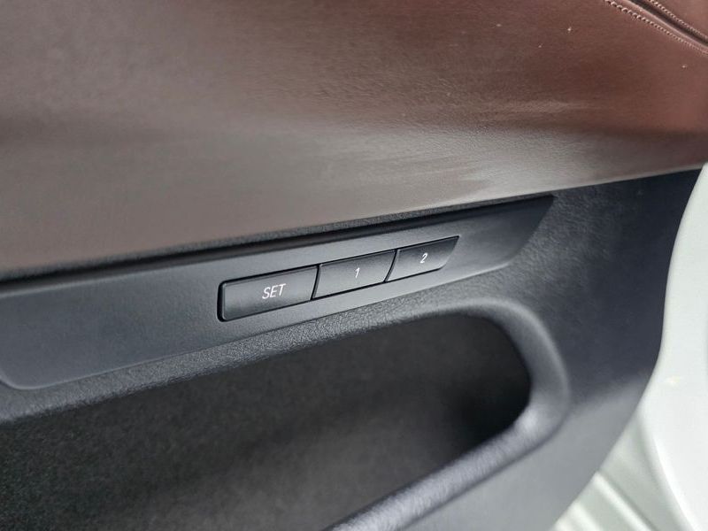 2017 BMW 5 Series GT ED Edition photo 29