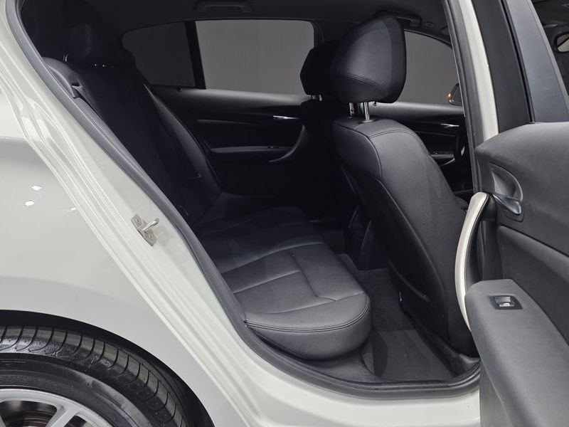 2017 BMW 1시리즈 118d JOY 5DOOR photo 11