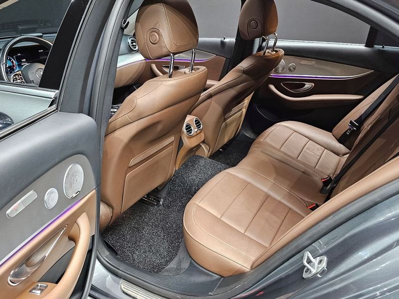 2019 Mercedes-Benz E-Class E300 AMG Line photo 12