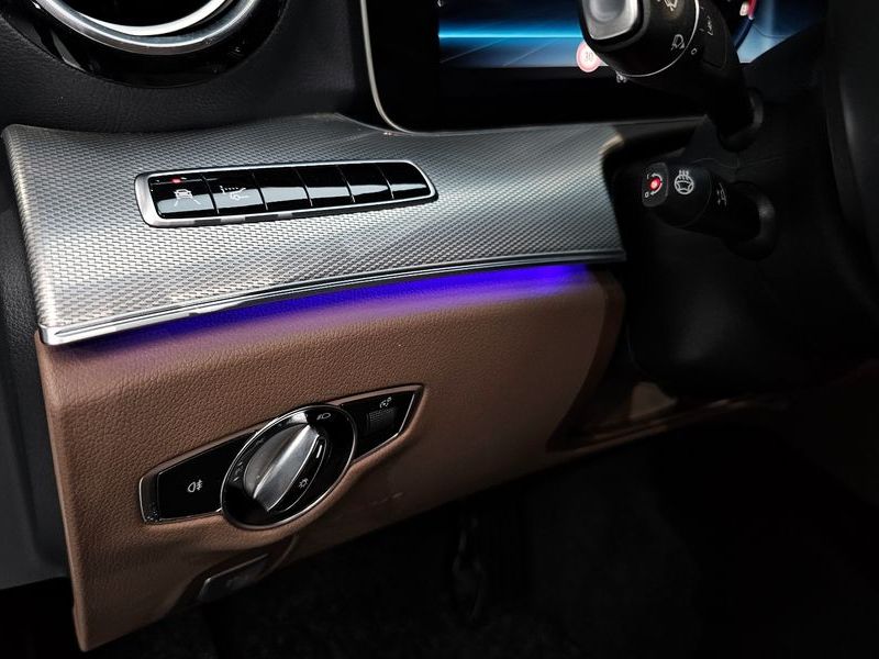 2019 Mercedes-Benz E-Class E300 AMG Line photo 16