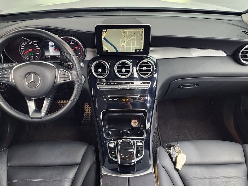 2018 Mercedes-Benz C-Class GLC250 d 4MATIC photo 7