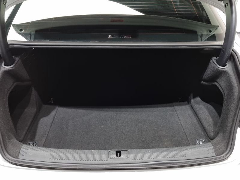 2016 Audi A4 45 TFSI Quattro Premium photo 20
