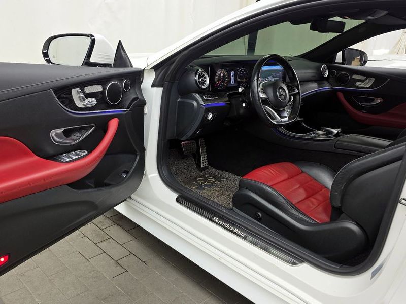 2017 Mercedes-Benz E-Class E220d Coupe photo 10