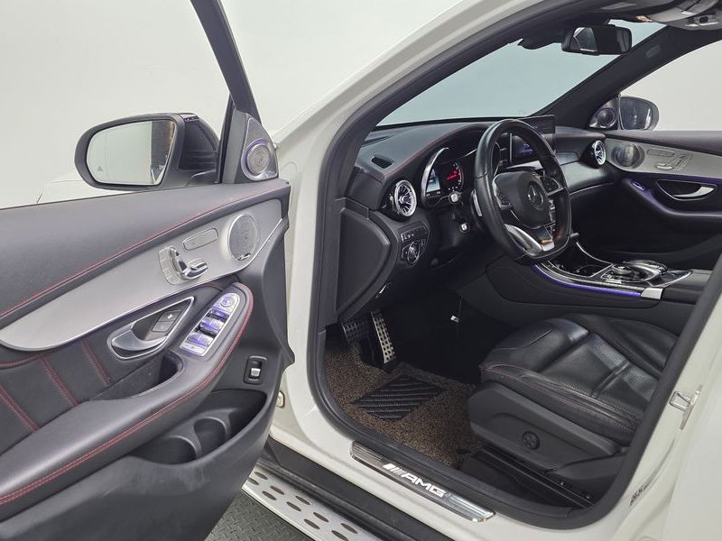 2017 Mercedes-Benz C-Class AMG GLC43 4MATIC photo 10