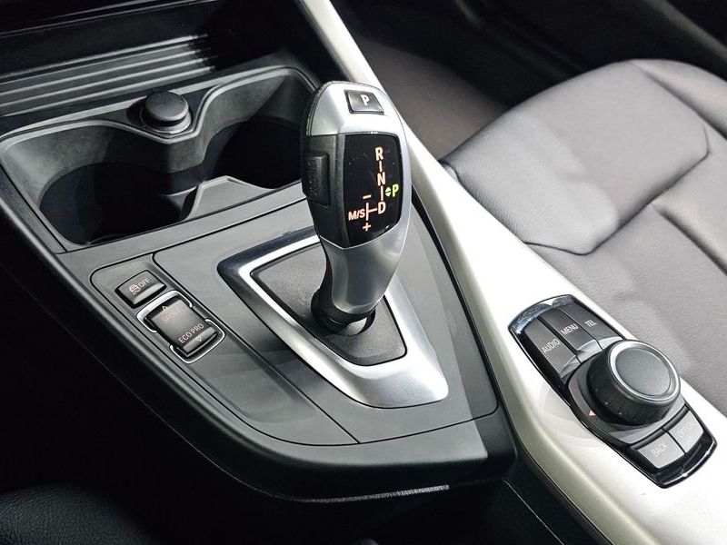 2017 BMW 1시리즈 118d JOY 5DOOR photo 9