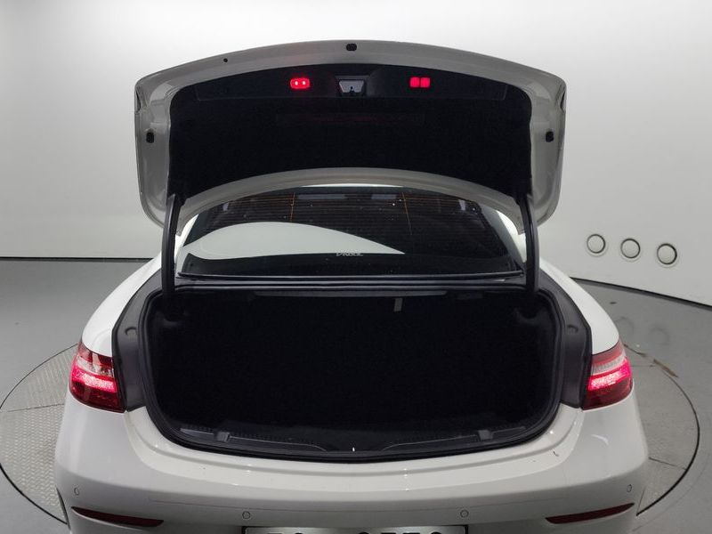 2017 Mercedes-Benz E-Class E400 4MATIC Coupe photo 20