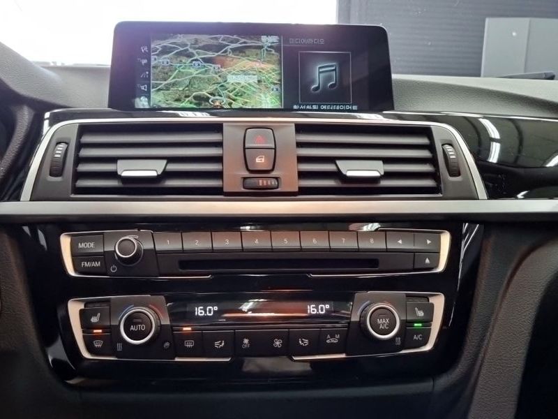 2017 BMW 3 Series 320d photo 10