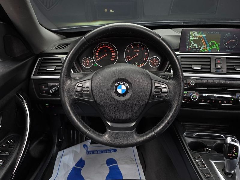 2017 BMW 3 Series GT 320d xDrive photo 13