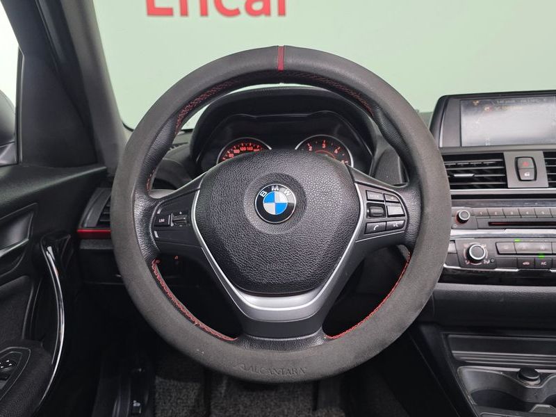 2017 BMW 1시리즈 118d Sport 5Door photo 12