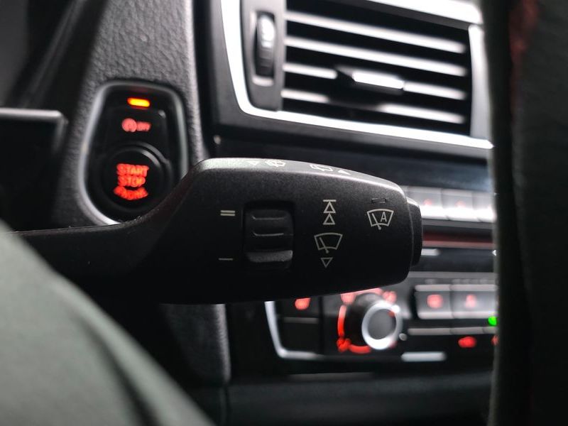 2017 BMW 1시리즈 118d Sport 5Door photo 19