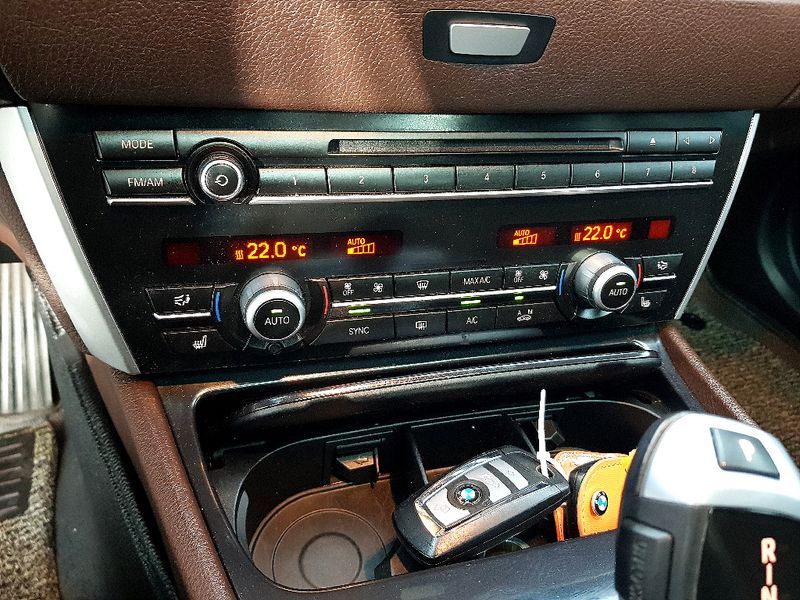 2017 BMW 5 Series GT ED Edition photo 11
