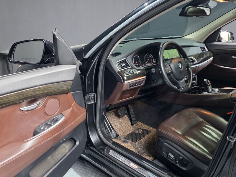 2017 BMW 5 Series GT ED Edition photo 10