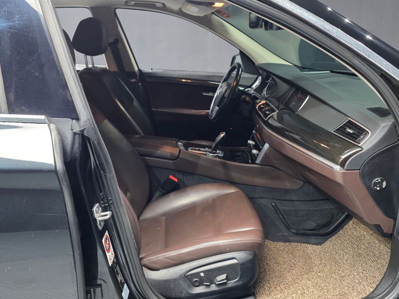 2017 BMW 5 Series GT ED Edition photo 11