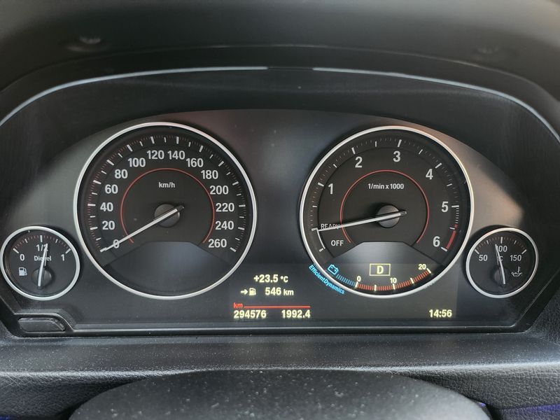 2017 BMW 3 Series 320d M Sport photo 8