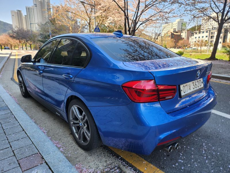 2017 BMW 3 Series 320d M Sport photo 20