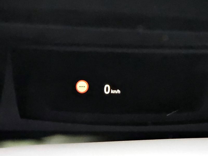 2017 BMW 3 Series 320d photo 18