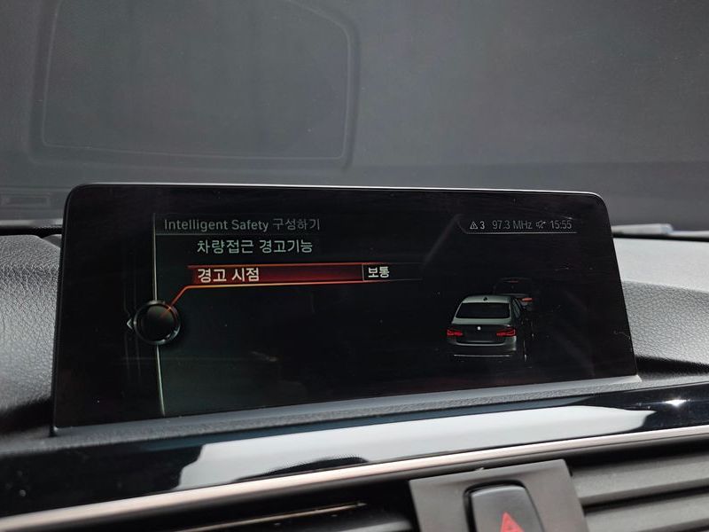 2017 BMW 3 Series 320d photo 16