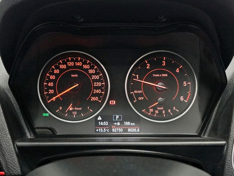 2017 BMW 1시리즈 118d Sport 5Door photo 8