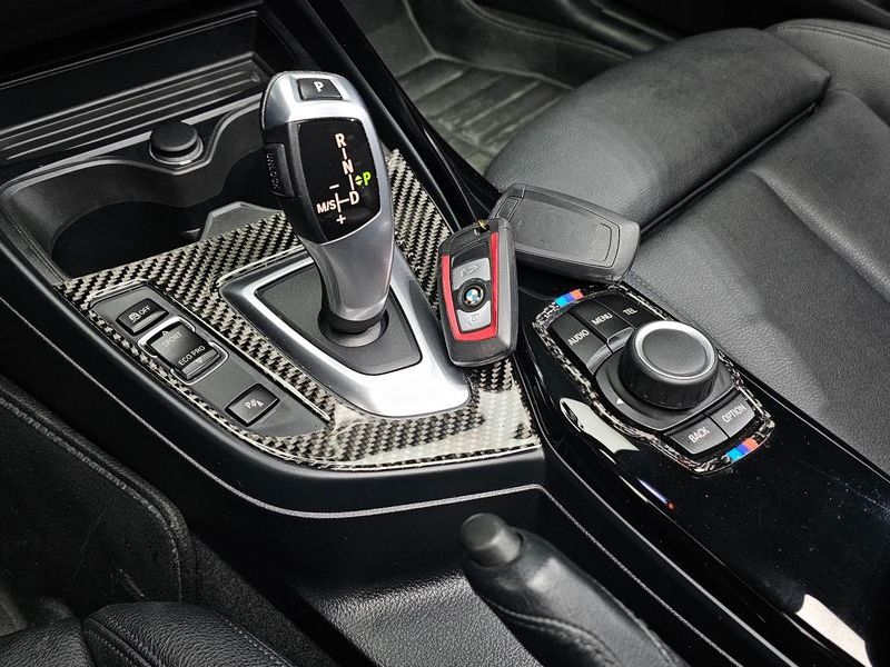 2017 BMW 1시리즈 118d Sport 5Door photo 9