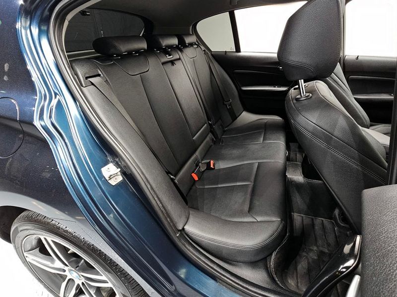 2017 BMW 1시리즈 118d Sport 5Door photo 12