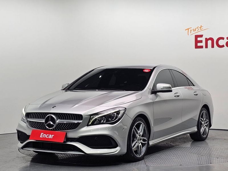 2018 Mercedes-Benz A-Class CLA220 AMG Line photo 1