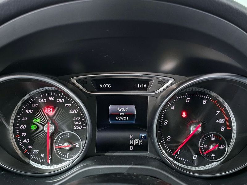 2018 Mercedes-Benz A-Class CLA220 AMG Line photo 8