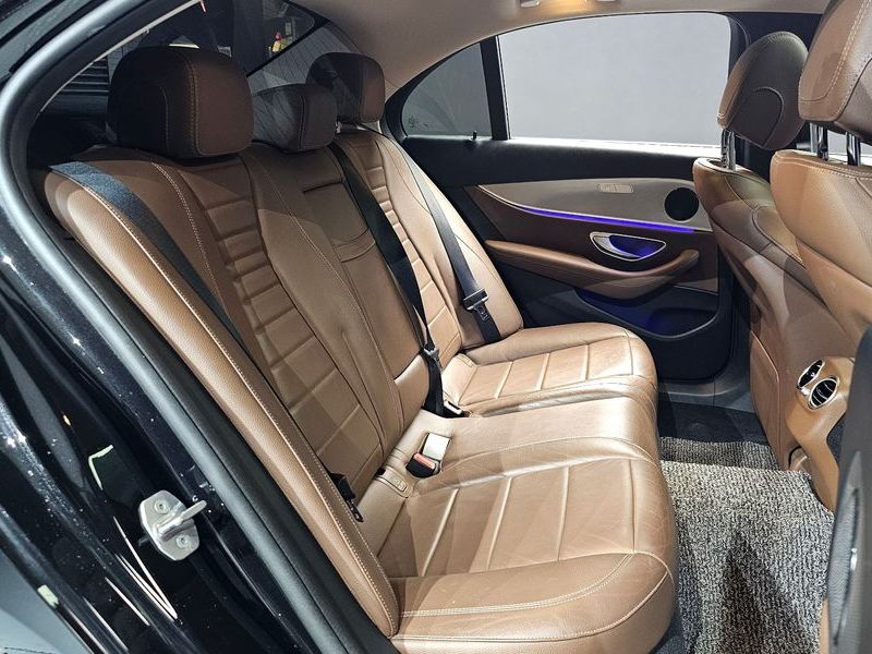 2018 Mercedes-Benz E-Class E200 Avantgarde photo 11