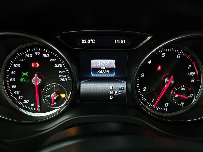2018 Mercedes-Benz A-Class GLA220 photo 8