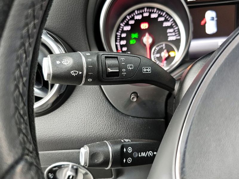 2018 Mercedes-Benz A-Class GLA220 photo 28