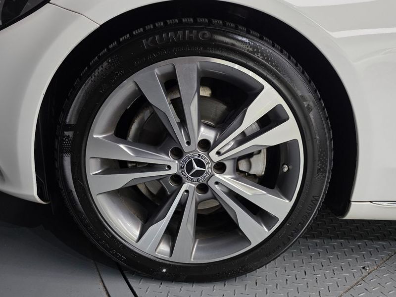 2018 Mercedes-Benz C-Class C200 Avantgarde photo 21