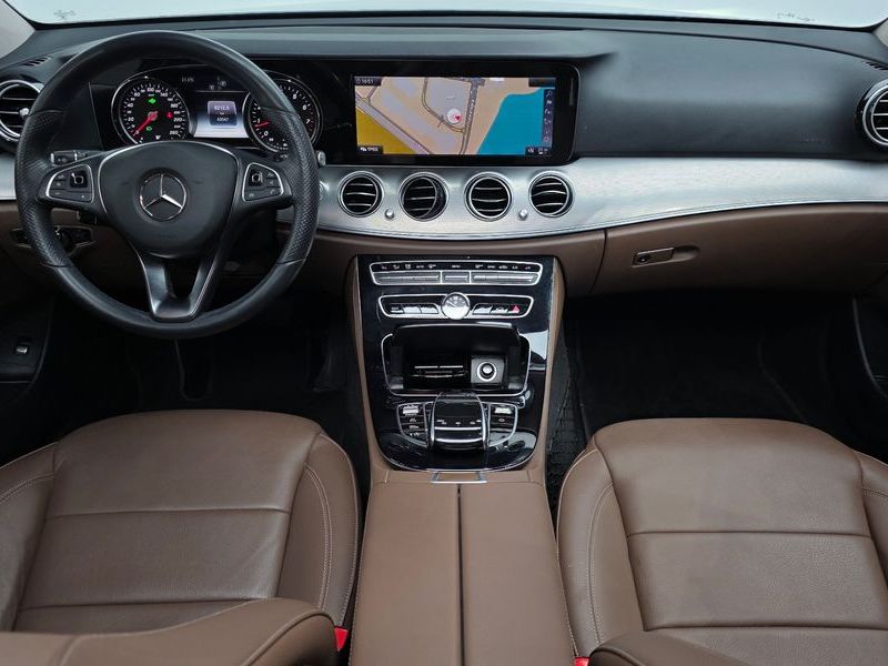 2018 Mercedes-Benz E-Class E200 Avantgarde photo 7