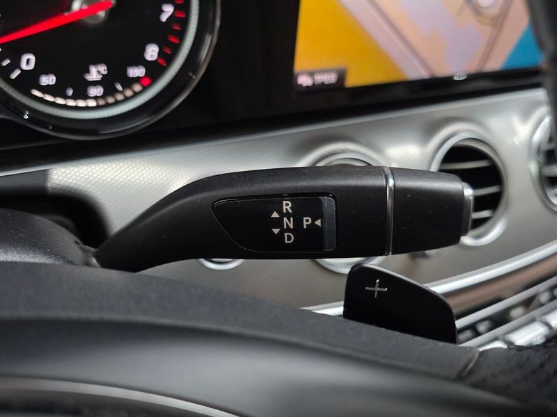 2018 Mercedes-Benz E-Class E200 Avantgarde photo 9