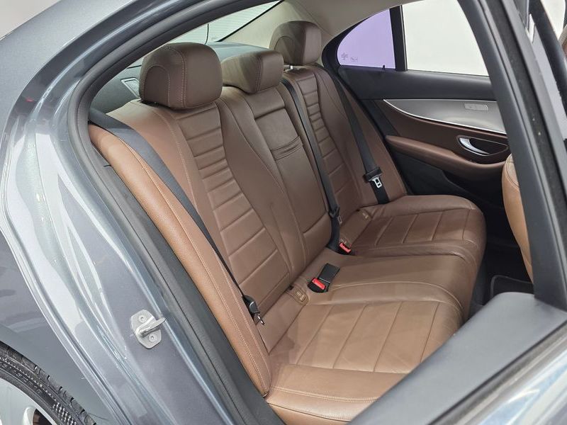 2018 Mercedes-Benz E-Class E200 Avantgarde photo 11