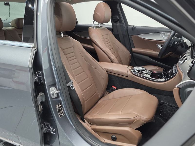2018 Mercedes-Benz E-Class E200 Avantgarde photo 12
