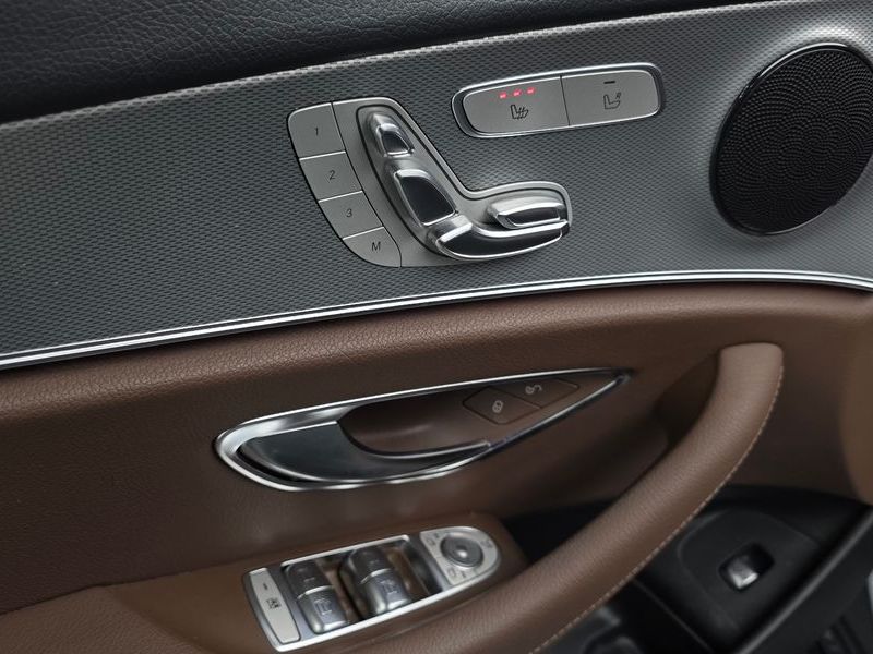 2018 Mercedes-Benz E-Class E200 Avantgarde photo 14