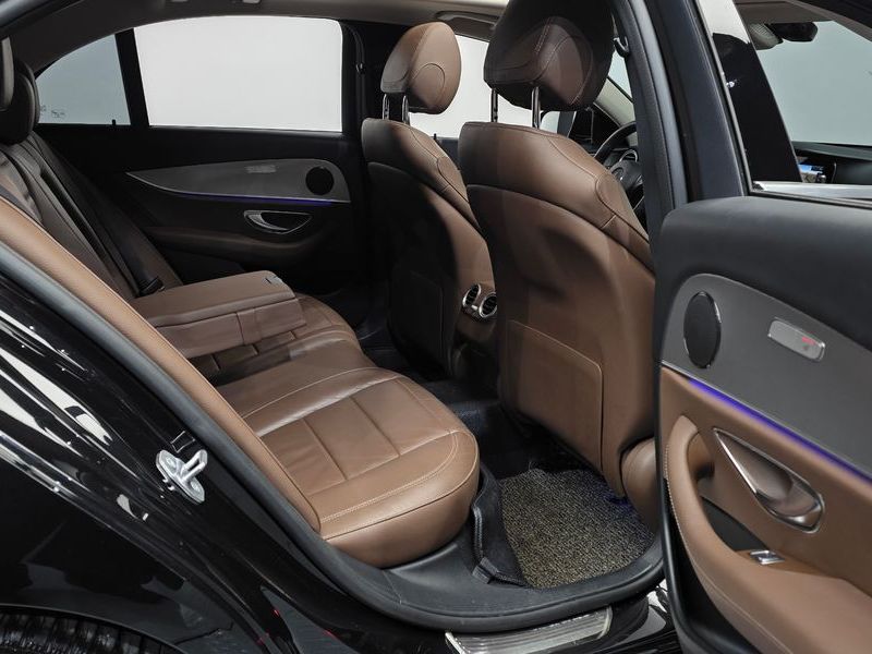 2018 Mercedes-Benz E-Class E200 Avantgarde photo 12