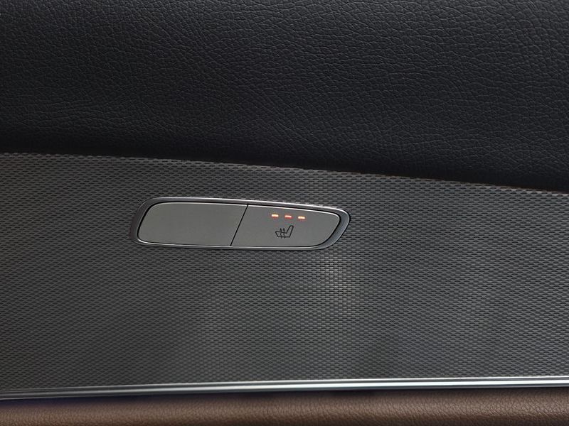 2018 Mercedes-Benz E-Class E200 Avantgarde photo 18