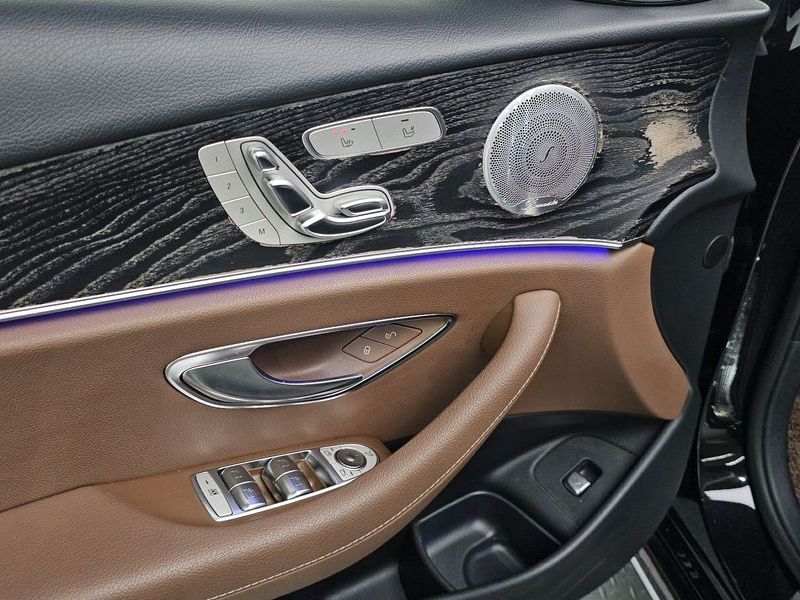 2018 Mercedes-Benz E-Class E220d 4MATIC Avantgarde photo 18
