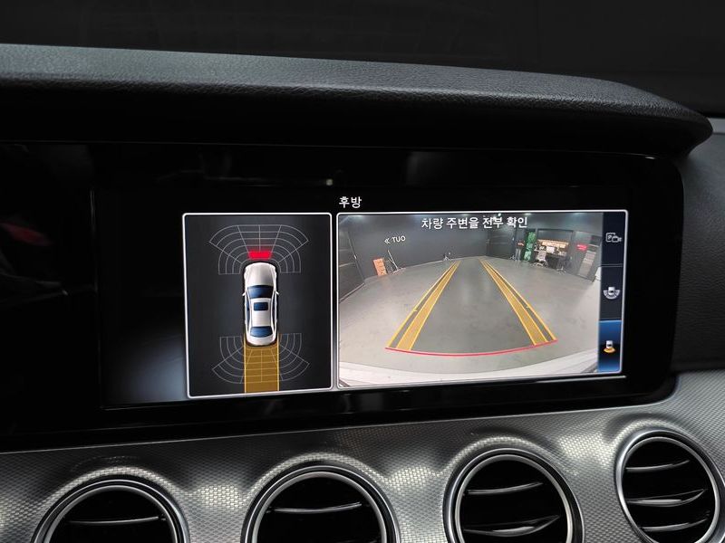 2018 Mercedes-Benz E-Class E200 Avantgarde photo 15