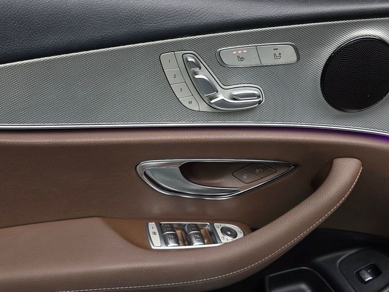 2018 Mercedes-Benz E-Class E200 Avantgarde photo 19