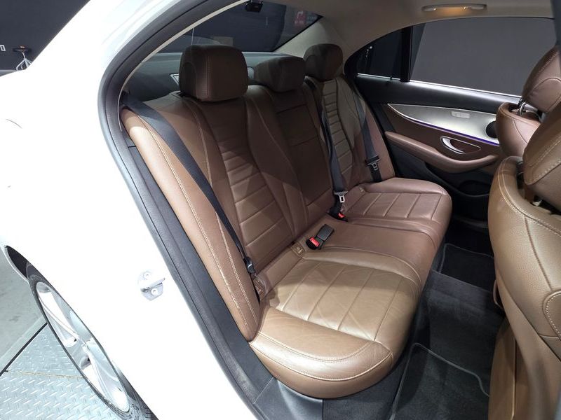 2018 Mercedes-Benz E-Class E200 Avantgarde photo 26