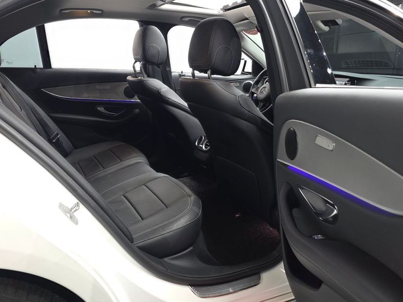 2018 Mercedes-Benz E-Class E200 Avantgarde photo 12