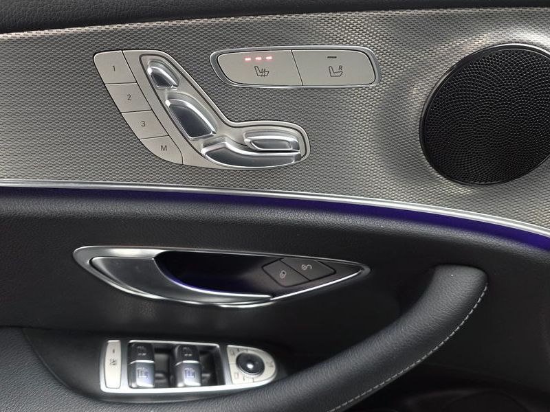 2018 Mercedes-Benz E-Class E200 Avantgarde photo 17