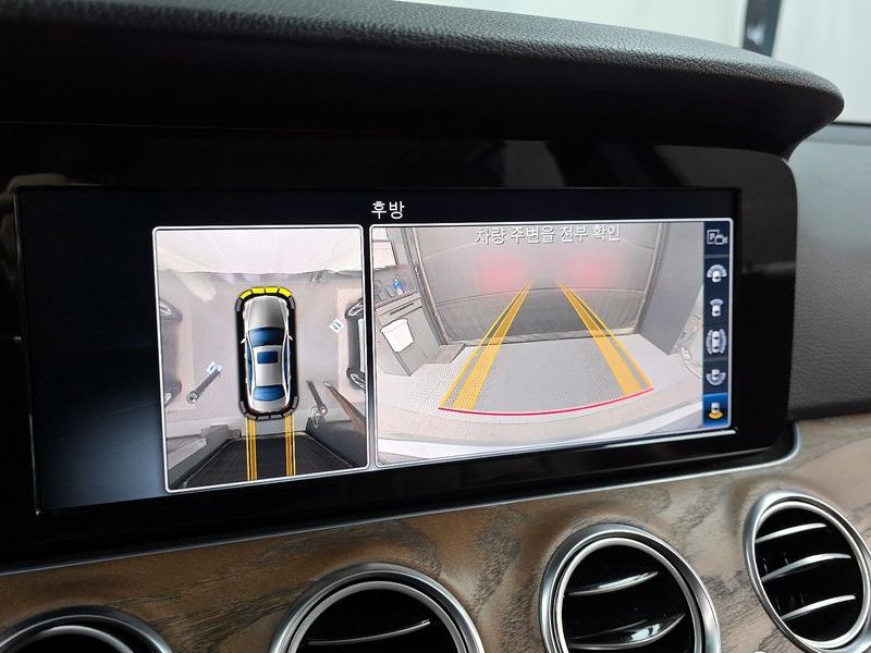 2018 Mercedes-Benz E-Class E300 4MATIC Exclusive photo 15