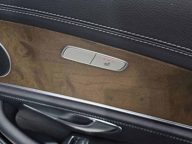 2018 Mercedes-Benz E-Class E220d Exclusive photo 18