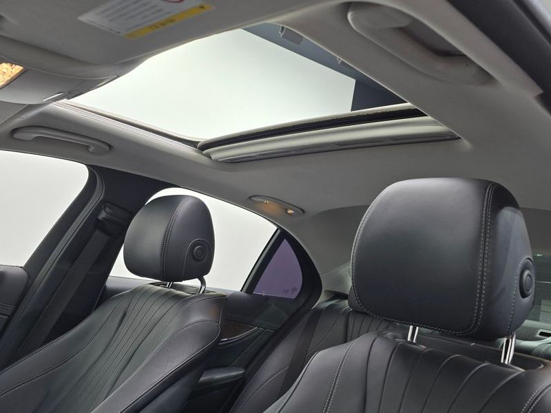 2018 Mercedes-Benz E-Class E220d Exclusive photo 19