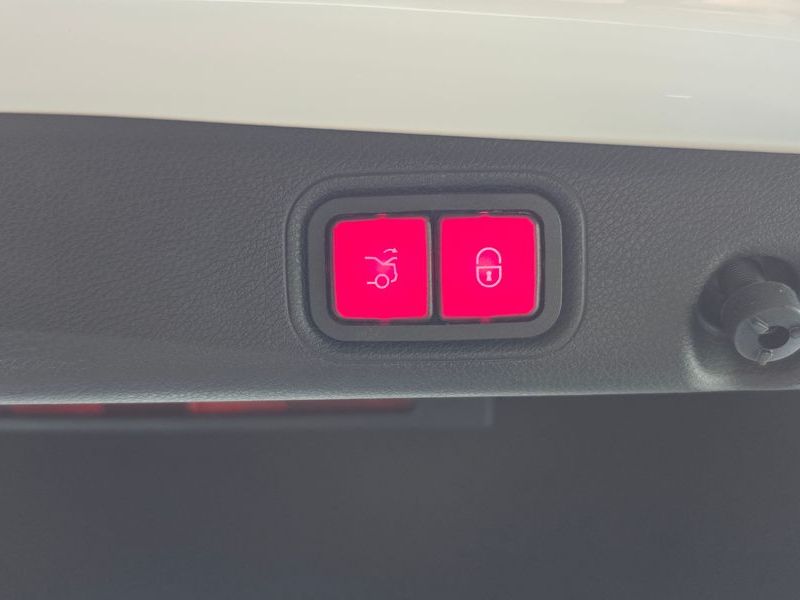 2018 Mercedes-Benz E-Class E220d Exclusive photo 20